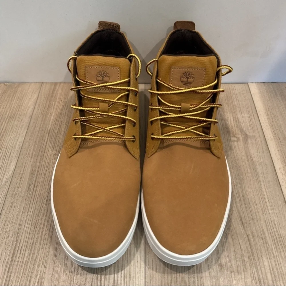 Timberland Men's Davis Square Chukka Boots brown size 12